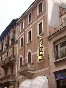 Hotel Verona Milán