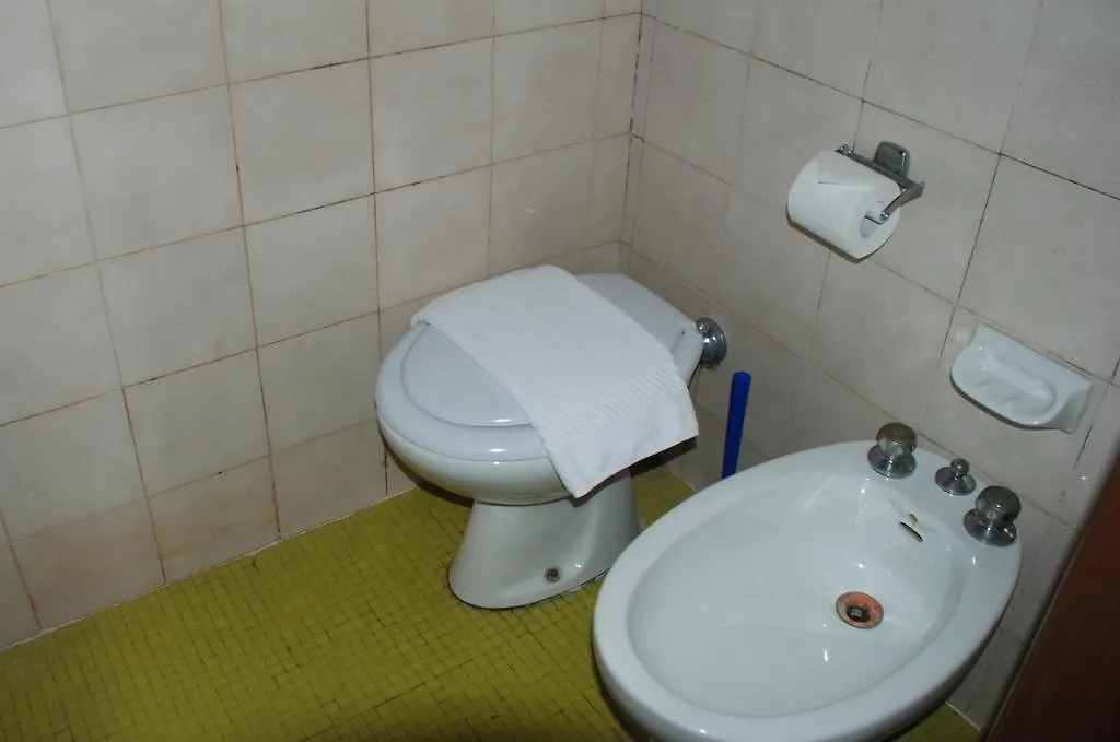Hotel Verona Милан 0*,  Италия
