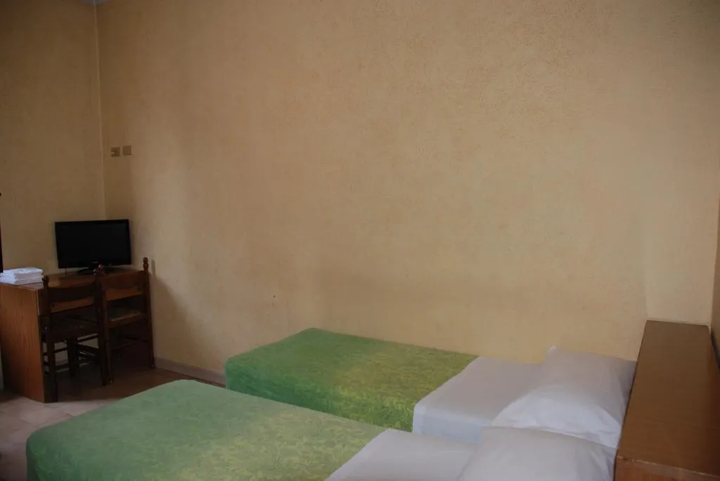 Hotel Verona Milano 0*,